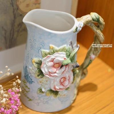 BÌNH HOA BẰNG SỨ ĐẮP NỔI CHIM HOA CÓ TAY CẦM